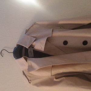 Solid short trench. Qtz xxs